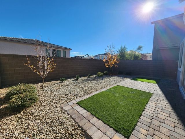 5828 Bonita Rose Street, Las Vegas, NV 89113