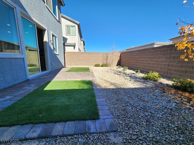 5828 Bonita Rose Street, Las Vegas, NV 89113