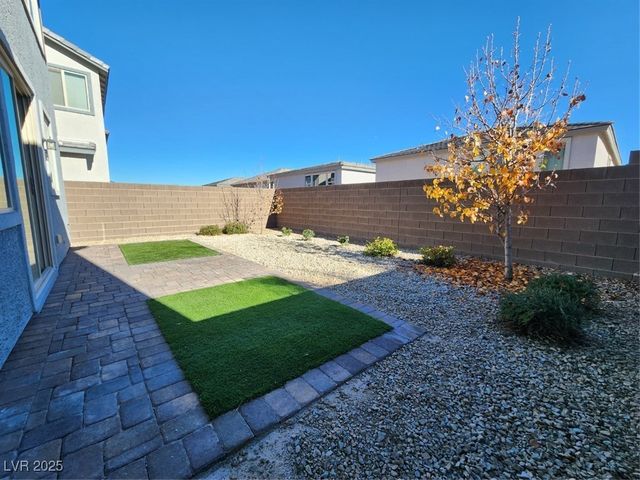 5828 Bonita Rose Street, Las Vegas, NV 89113