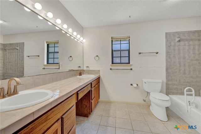 1940 Squire Circle, New Braunfels, TX 78130