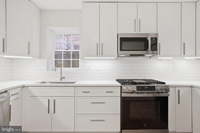 15 15TH ST SE, Washington, DC 20003