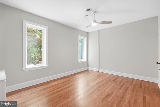 15 15TH ST SE, Washington, DC 20003