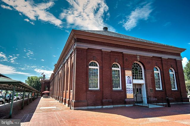 15 15TH ST SE, Washington, DC 20003