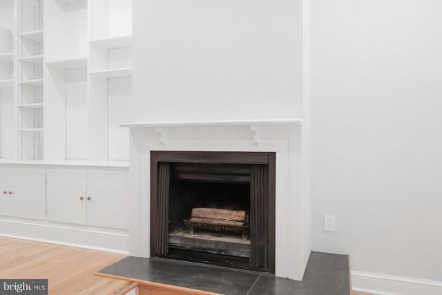 15 15TH ST SE, Washington, DC 20003