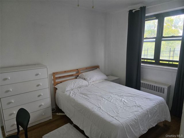 86-70 Francis Lewis A78, Holliswood, NY 11427