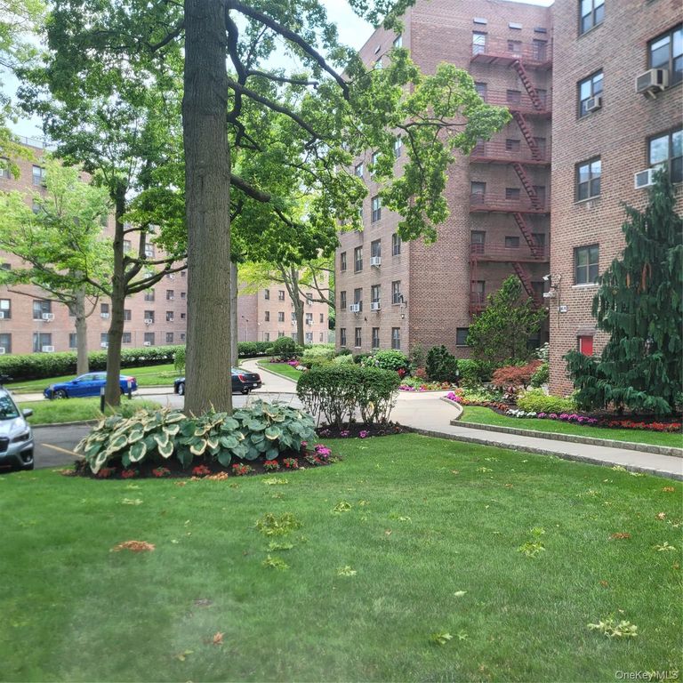 86-70 Francis Lewis A78, Holliswood, NY 11427 — exterior