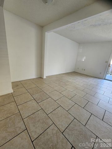 529 Lex Drive, Charlotte, NC 28262