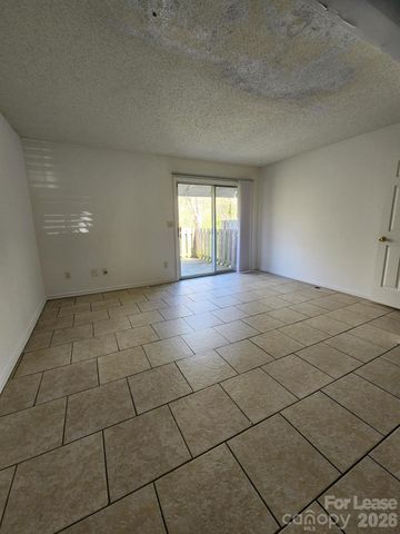 529 Lex Drive, Charlotte, NC 28262