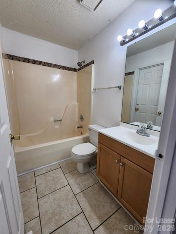 529 Lex Drive, Charlotte, NC 28262