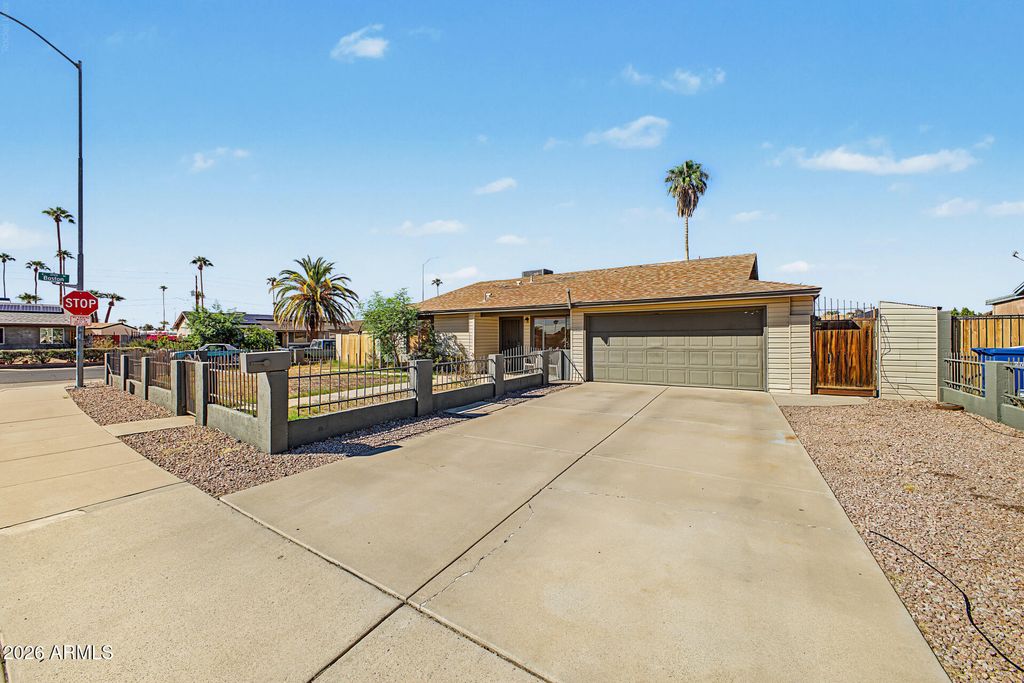 218 N 25TH Street, Mesa, AZ 85213 — photo 3
