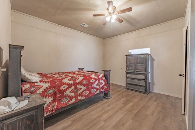 1000 N Clinton Street N, Stephenville, TX 76401