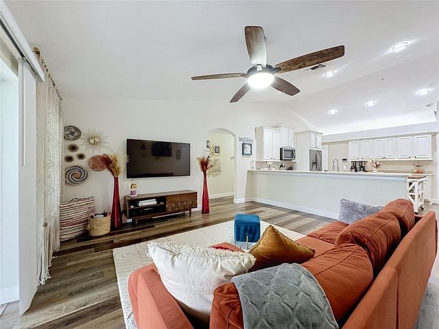 1213 GRAND RESERVE DRIVE, Davenport, FL 33837