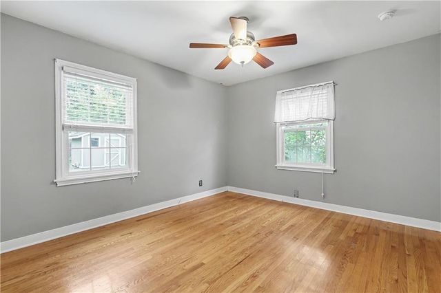 5416 W 51 Street, Roeland Park, KS 66205