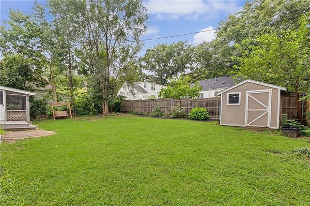 5416 W 51 Street, Roeland Park, KS 66205