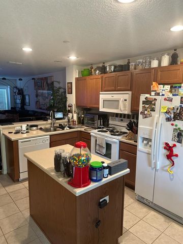 7365 BLACK WALNUT WAY, Lakewood Ranch, FL 34202