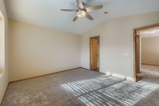 7642 Arboretum Village Place, Chanhassen, MN 55317