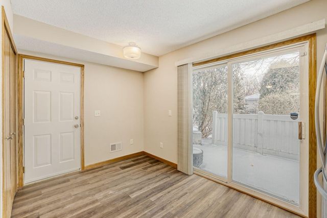 7642 Arboretum Village Place, Chanhassen, MN 55317