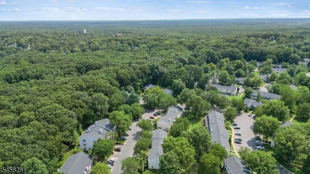 354 Mcdowell Dr, East Brunswick Twp., NJ 08816