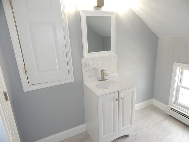52 Hillwood Street, Cranston, RI 02920