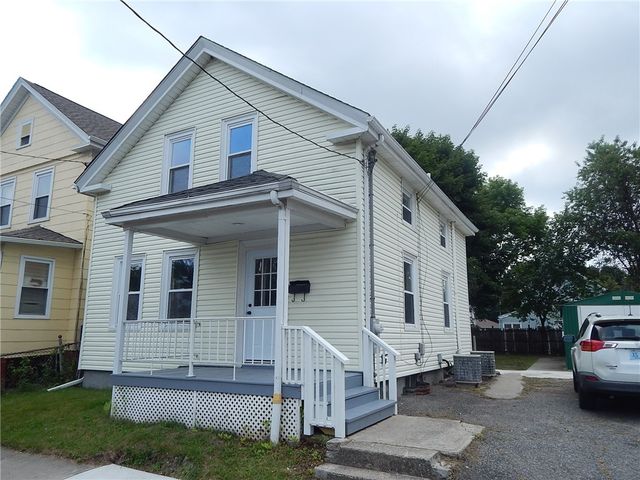 52 Hillwood Street, Cranston, RI 02920