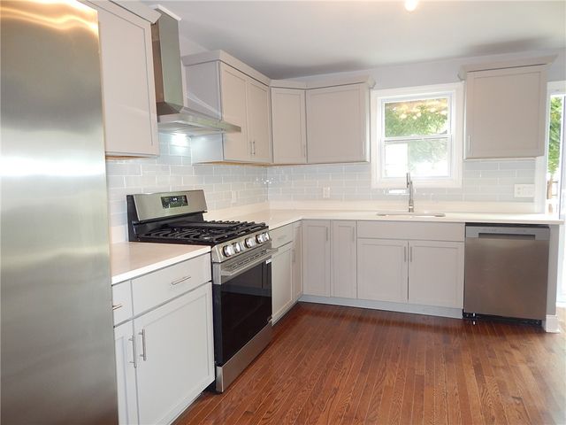 52 Hillwood Street, Cranston, RI 02920