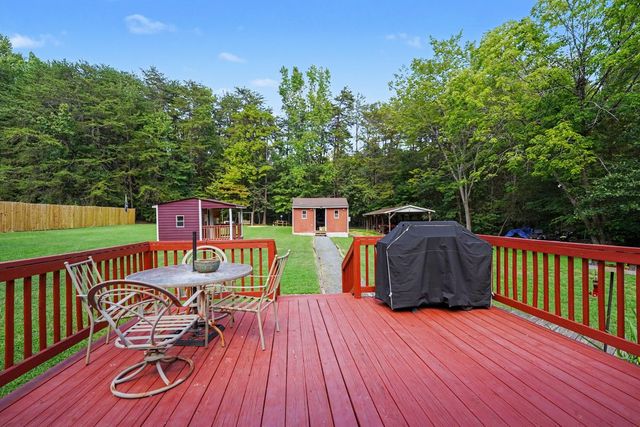 417 Circle Drive, Gibsonville, NC 27249