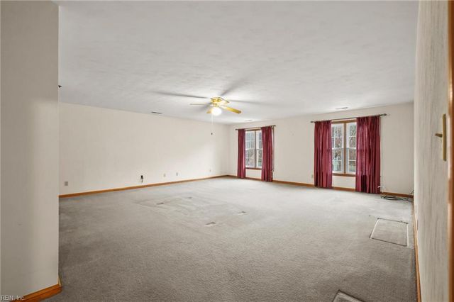 524 Warrick RD, Chesapeake, VA 23322