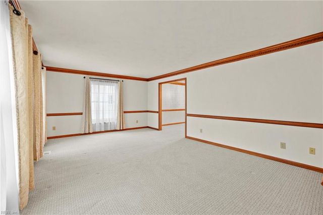 524 Warrick RD, Chesapeake, VA 23322