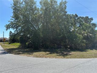 CLOVELON AVENUE, North Port, FL 34291