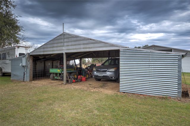 2579 State Highway 6, Valley Mills, TX 76689