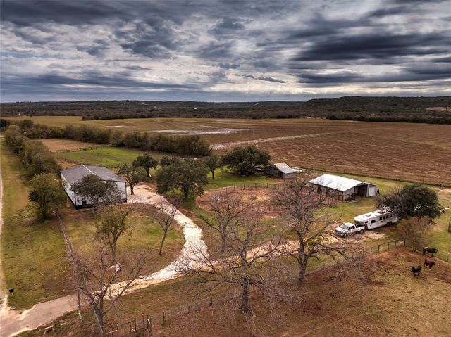 2579 State Highway 6, Valley Mills, TX 76689