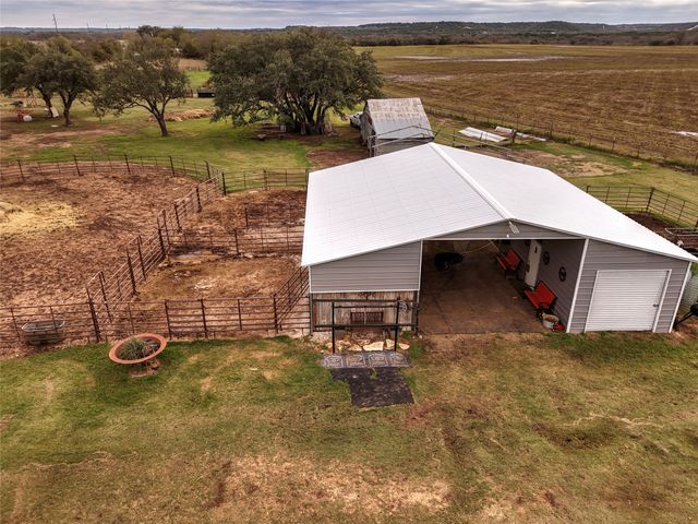 2579 State Highway 6, Valley Mills, TX 76689