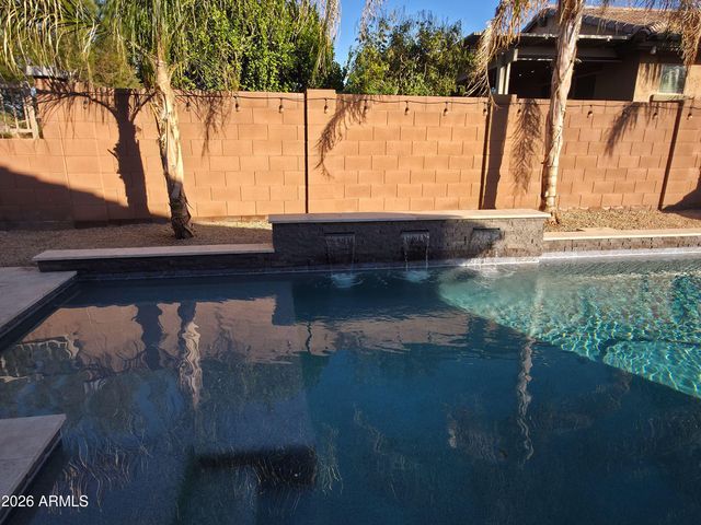 4049 S 185th Avenue, Goodyear, AZ 85338