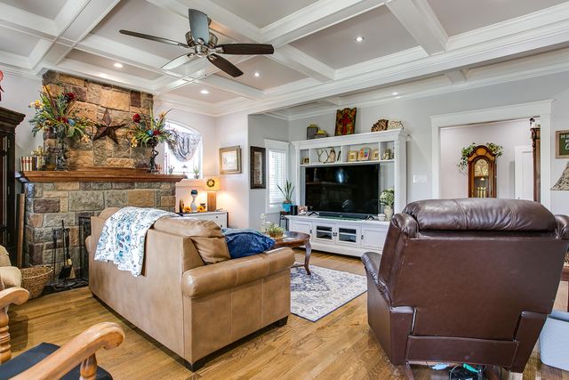 5166 Ben Ficklin Road, San Angelo, TX 76904