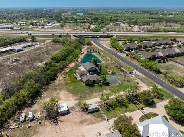 5166 Ben Ficklin Road, San Angelo, TX 76904