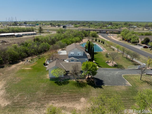 5166 Ben Ficklin Road, San Angelo, TX 76904