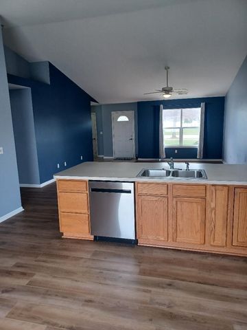 4424 W 91st Place, Merrillville, IN 46410