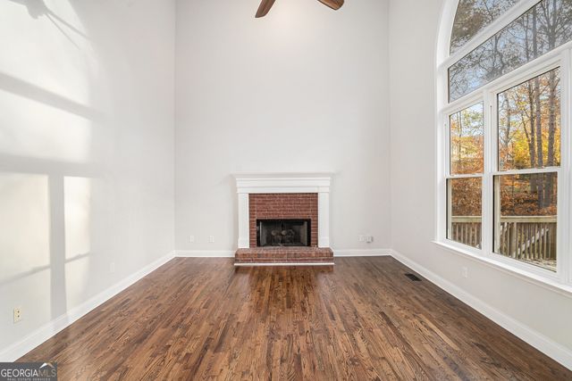 523 Sycamore Point, Woodstock, GA 30189