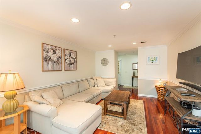 91 Roseland Avenue C7, Caldwell, NJ 07006