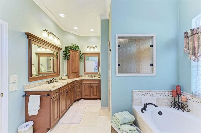 8315 EAGLE CROSSING, Sarasota, FL 34241