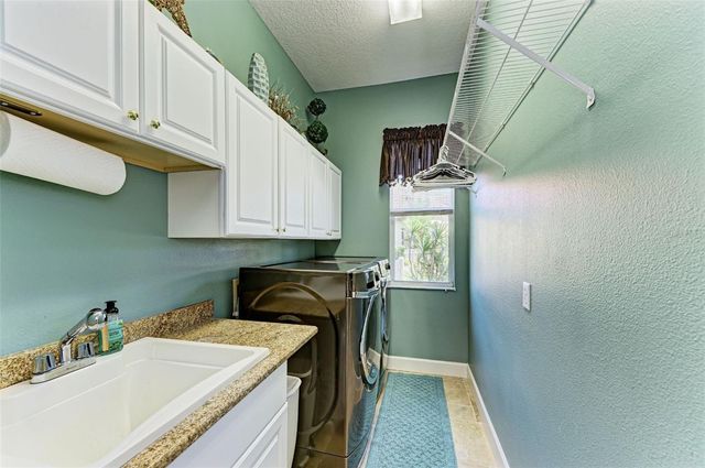 8315 EAGLE CROSSING, Sarasota, FL 34241