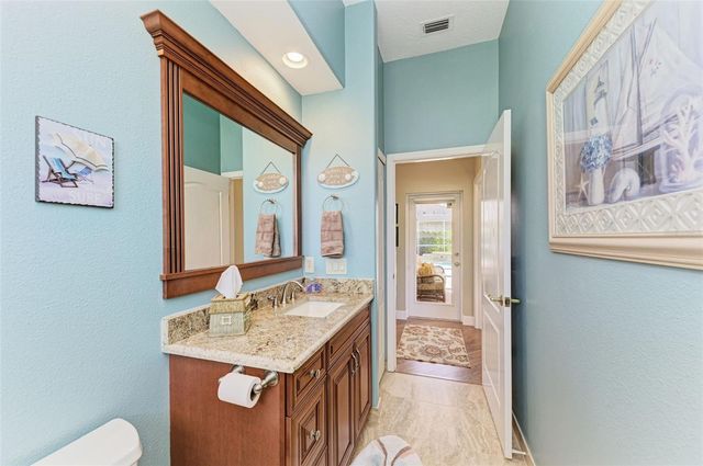 8315 EAGLE CROSSING, Sarasota, FL 34241