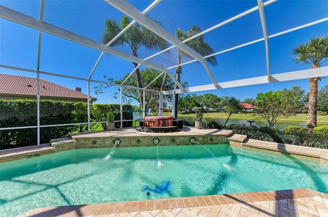 8315 EAGLE CROSSING, Sarasota, FL 34241