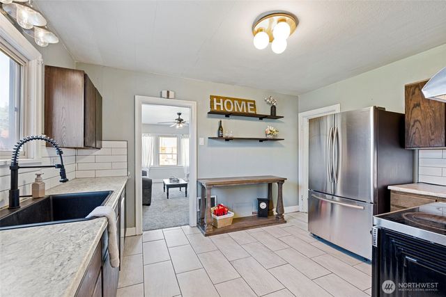 80 SW McFadden Avenue, Chehalis, WA 98532