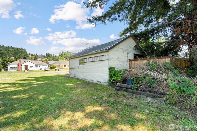80 SW McFadden Avenue, Chehalis, WA 98532