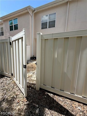 3618 Pine Oak CIR 105, Fort Myers, FL 33916