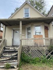 12123 S Emerald Avenue, Chicago, IL 60628