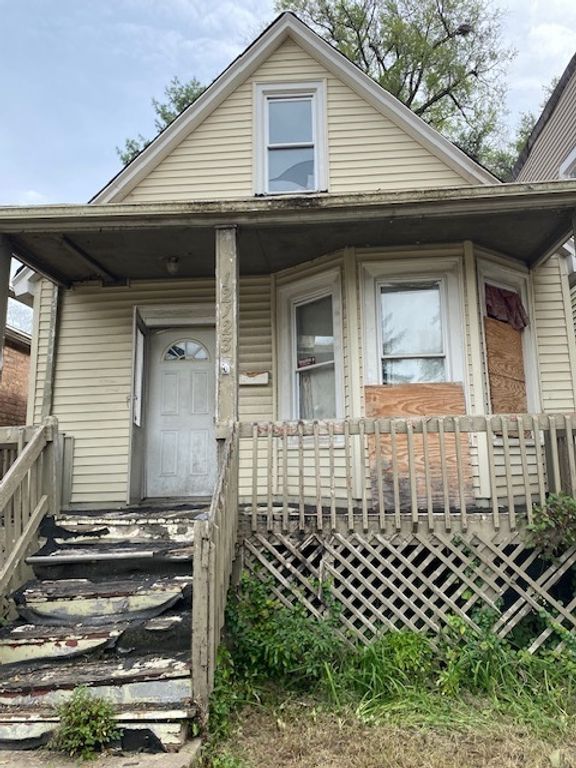 12123 S Emerald Avenue, Chicago, IL 60628 — exterior