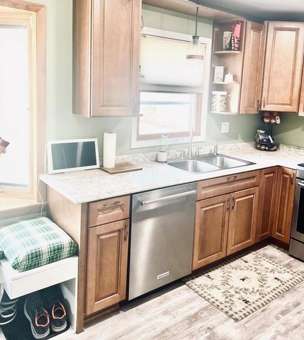 5603 S Hately AVENUE, Cudahy, WI 53110