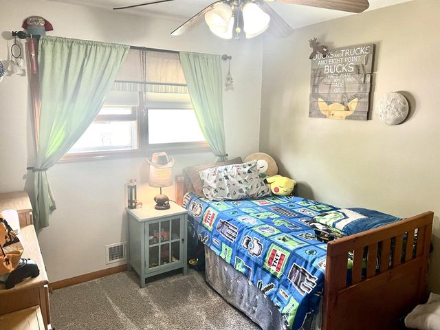 5603 S Hately AVENUE, Cudahy, WI 53110